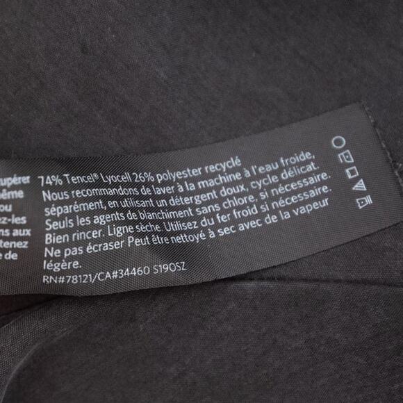 Eileen Fisher Black Silky V-Neck Button Down Shirt Size Medium - Picture 7 of 9